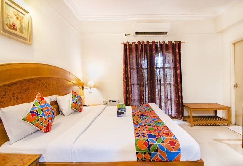 Fabhotel Metro Manor Central Station