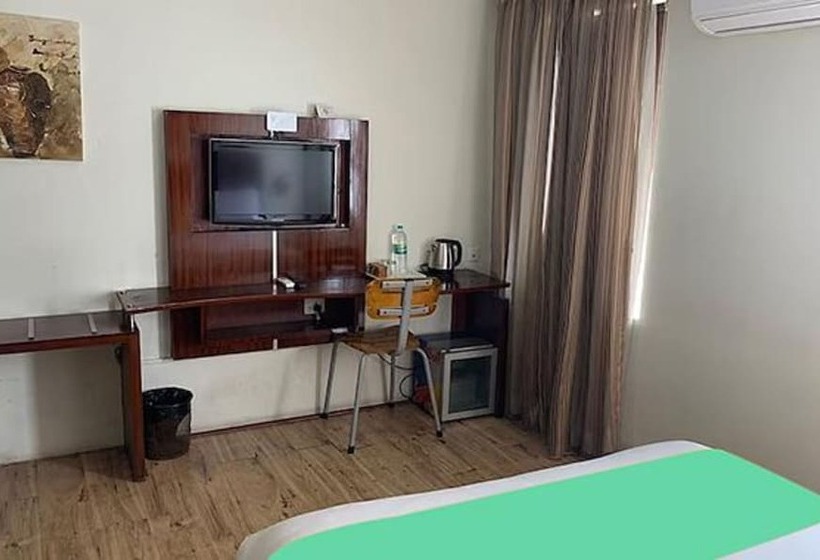 בית מלון כפרי Fabexpress Laila S County