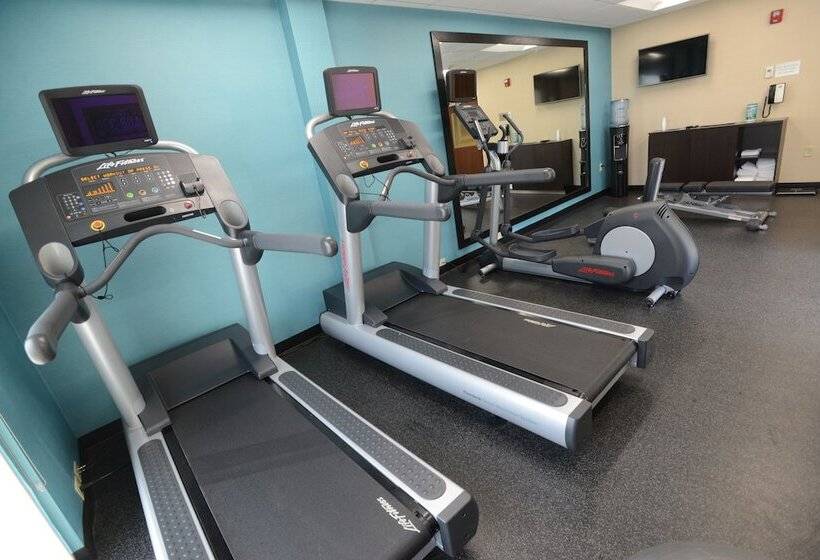 Отель Fairfield Inn & Suites By Marriott Bowling Green