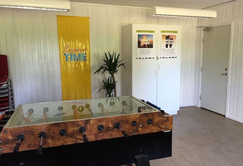 בית מלון כפרי First Camp Ajstrup Strand