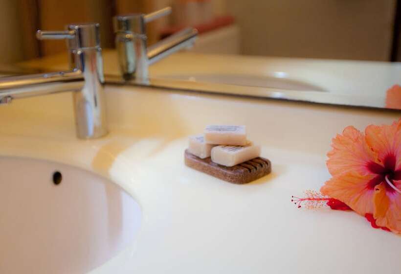 فندق Flame Tree Cottages