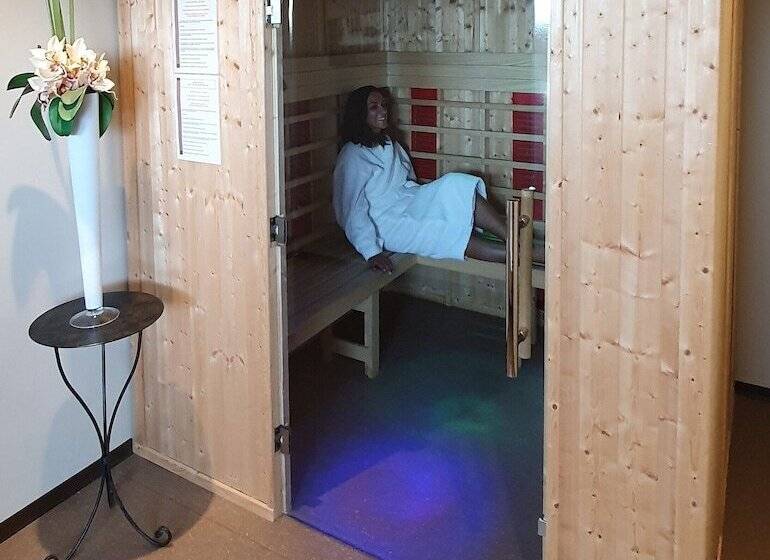 Forme Hotel & Spa Montpellier Sud Est   Parc Expositions   Arena