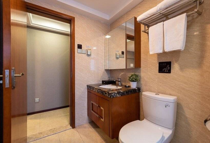 هتل Poltton International Apartment