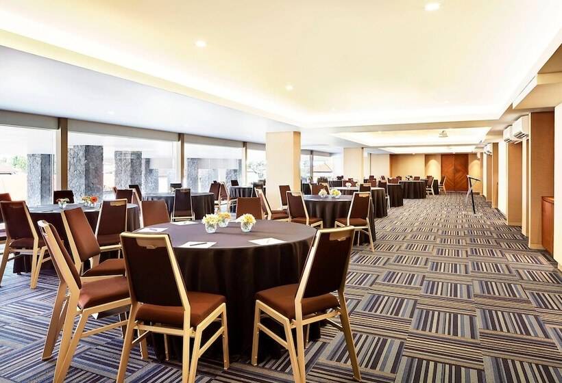 فندق Four Points By Sheraton Bali, Kuta