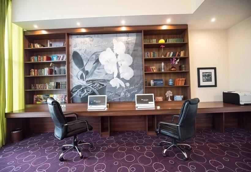 בית מלון כפרי Hampton By Hilton Ufa