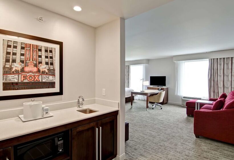 בית מלון כפרי Hampton Inn & Suites Detroit/troy