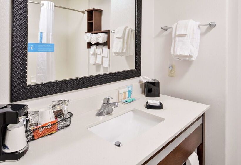 בית מלון כפרי Hampton Inn & Suites Hutto Austin