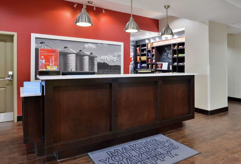בית מלון כפרי Hampton Inn & Suites Hutto Austin