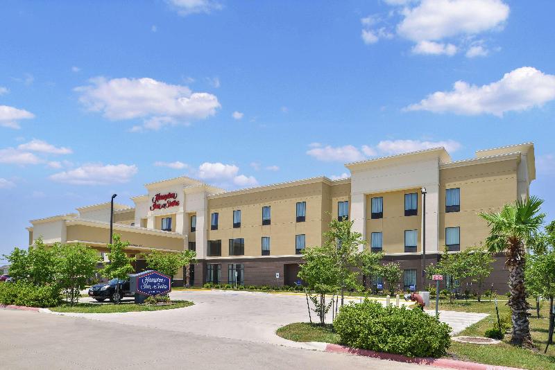 בית מלון כפרי Hampton Inn & Suites Hutto Austin