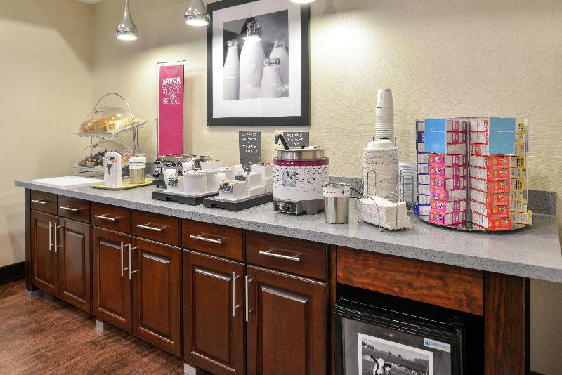 בית מלון כפרי Hampton Inn & Suites Hutto Austin