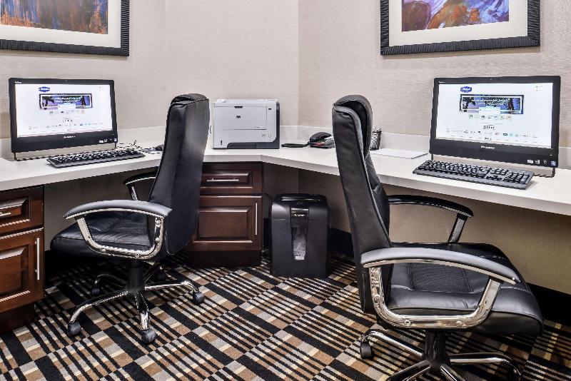 בית מלון כפרי Hampton Inn & Suites Hutto Austin