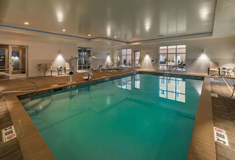 호텔 Hampton Inn & Suites Reno West