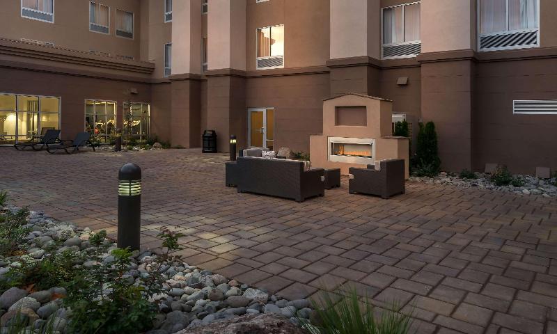 هتل Hampton Inn & Suites Reno West
