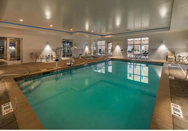 هتل Hampton Inn & Suites Reno West