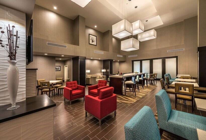 호텔 Hampton Inn & Suites Reno West