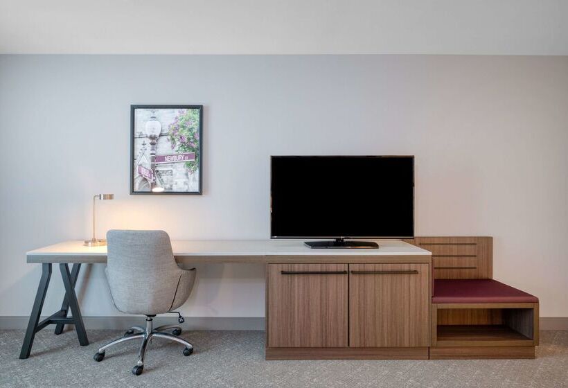 Отель Hilton Garden Inn Boston Logan Airport