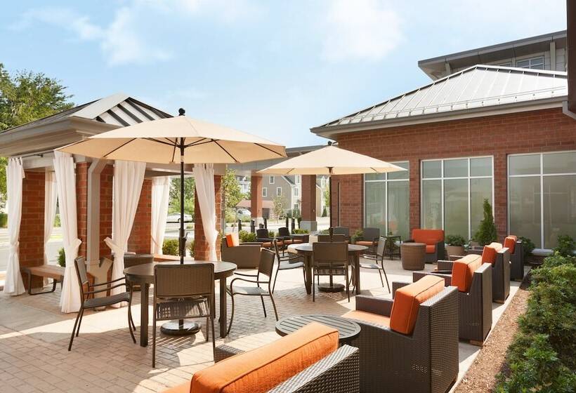 Отель Hilton Garden Inn Boston Logan Airport