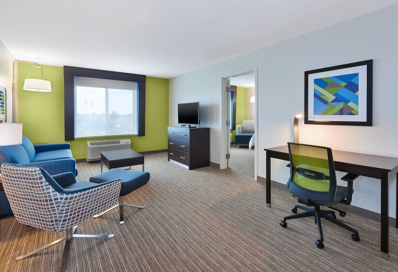 فندق Holiday Inn Express & Suites   Effingham, An Ihg