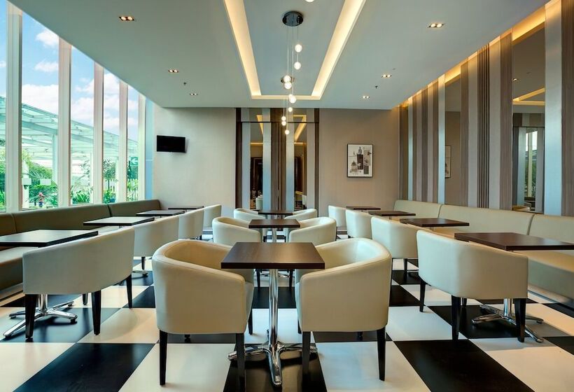 ホテル Holiday Inn Express Jakarta International Expo, An Ihg