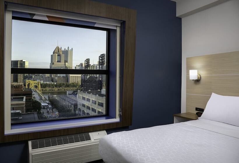 호텔 Holiday Inn Express & Suites Pittsburgh North Shore, An Ihg