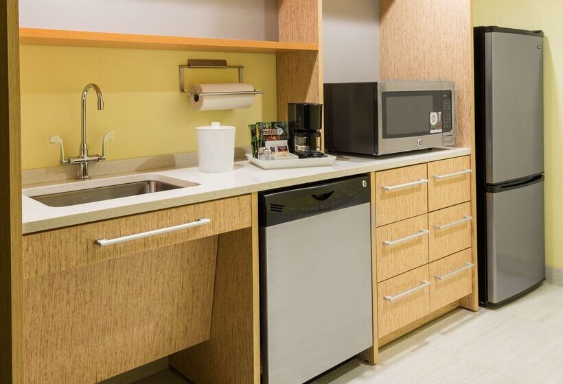 Отель Home2 Suites By Hilton Buffalo Airport/galleria Mall