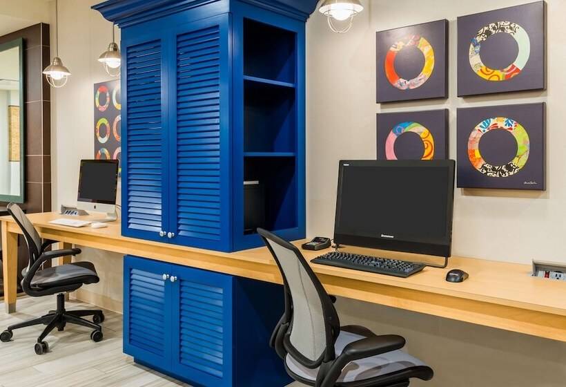 Отель Home2 Suites By Hilton Buffalo Airport/galleria Mall