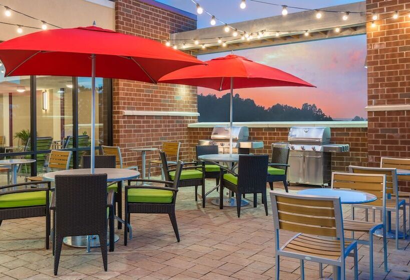 Отель Home2 Suites By Hilton Buffalo Airport/galleria Mall