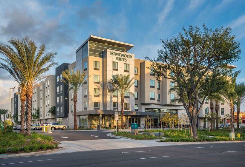 בית מלון כפרי Homewood Suites By Hilton Anaheim Resort – Convention Center