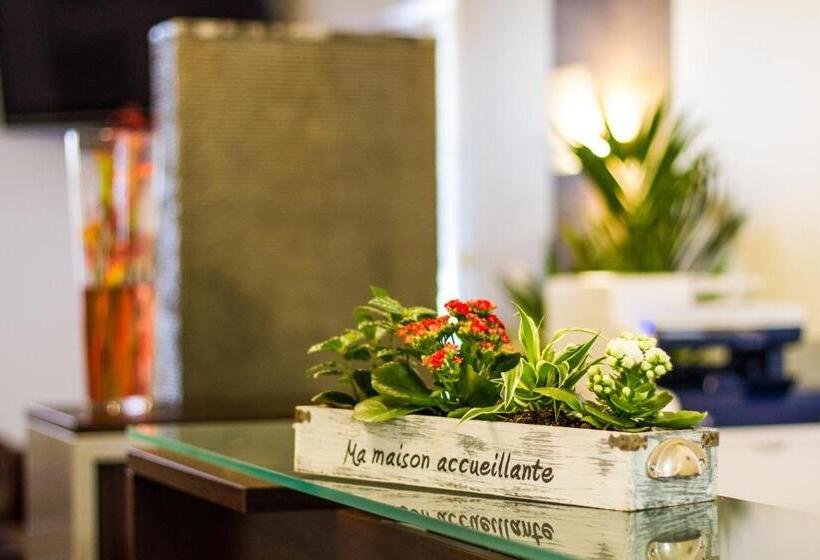 Отель Hôtel Elite