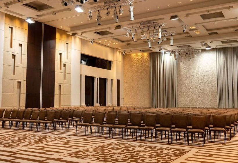 هتل Hyatt Regency Dushanbe