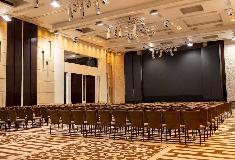 هتل Hyatt Regency Dushanbe