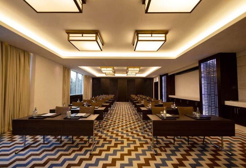 هتل Hyatt Regency Dushanbe