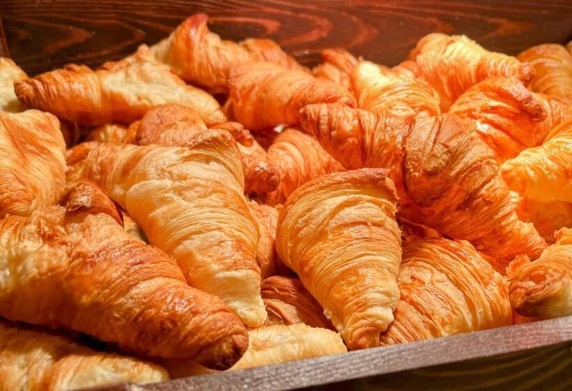 فندق Ibis Budget Marseille Vieux Port