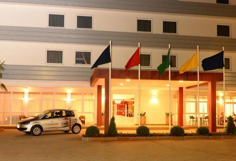 בית מלון כפרי Imigrantes