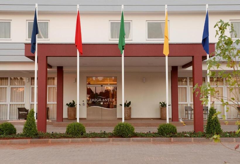 בית מלון כפרי Imigrantes