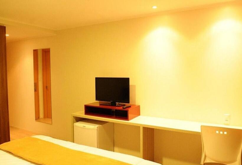 בית מלון כפרי Imigrantes