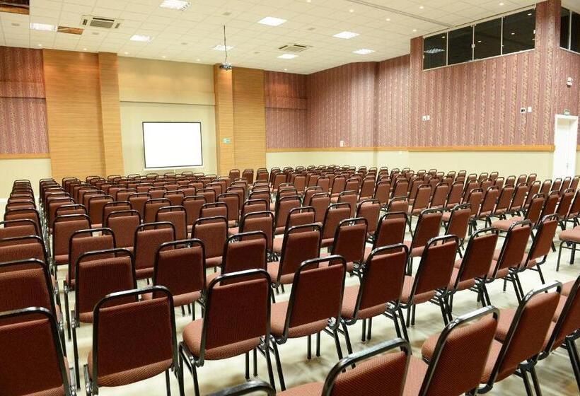 בית מלון כפרי Imigrantes