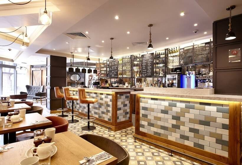 Отель Indigo York, An Ihg