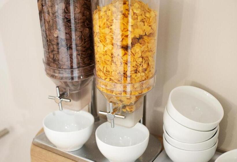 فندق Kyriad Direct Clermont Ferrand Nord Gerzat