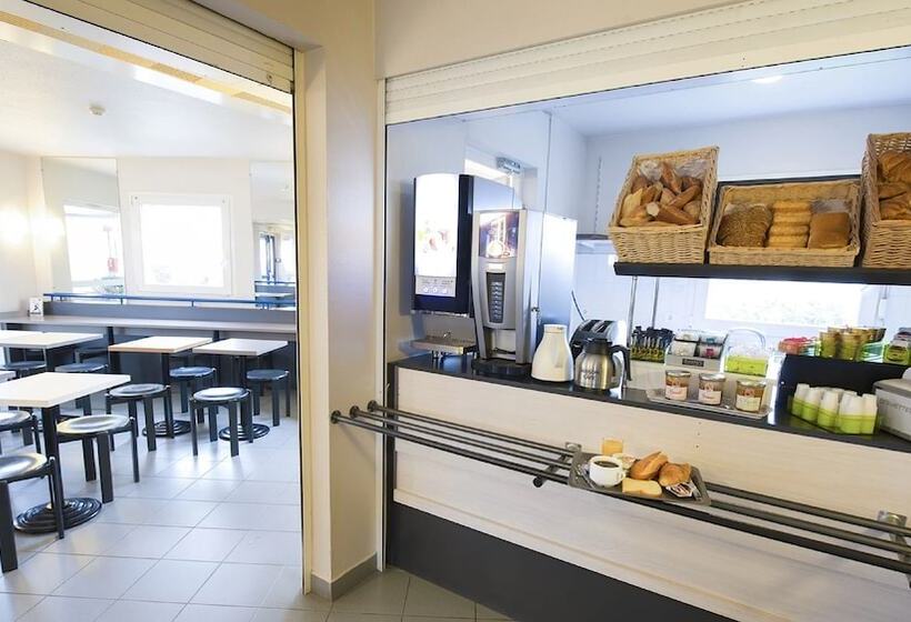 فندق Kyriad Direct Clermont Ferrand Nord Gerzat