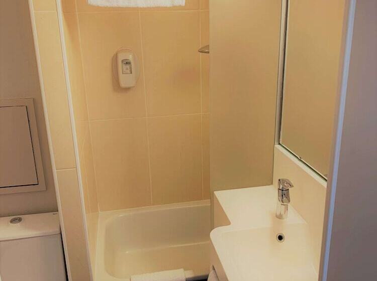 فندق Kyriad Direct Clermont Ferrand Nord Gerzat