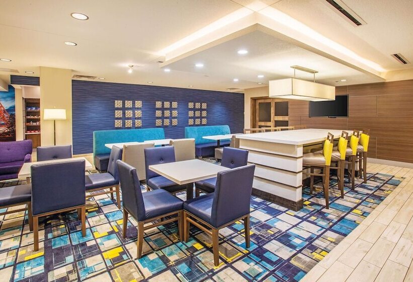 Отель La Quinta By Wyndham Duluth