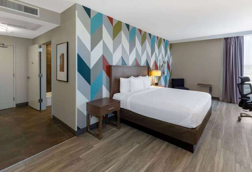 בית מלון כפרי La Quinta Inn & Suites By Wyndham Tulsa Downtown   Route 66