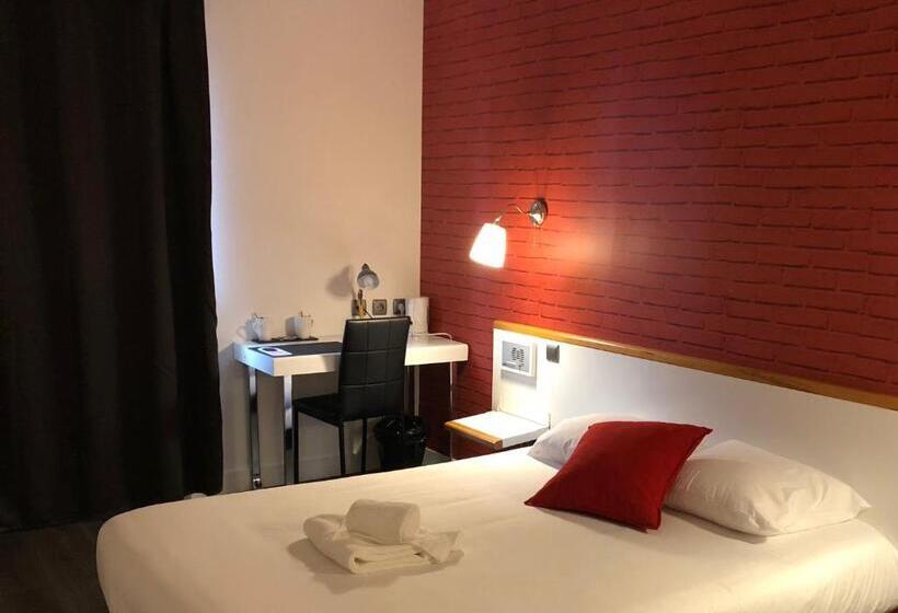 Отель La Voile Rouge