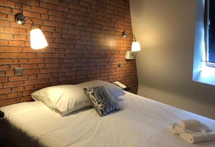 Отель La Voile Rouge