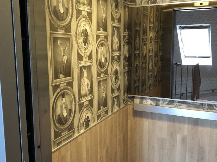 Отель La Voile Rouge