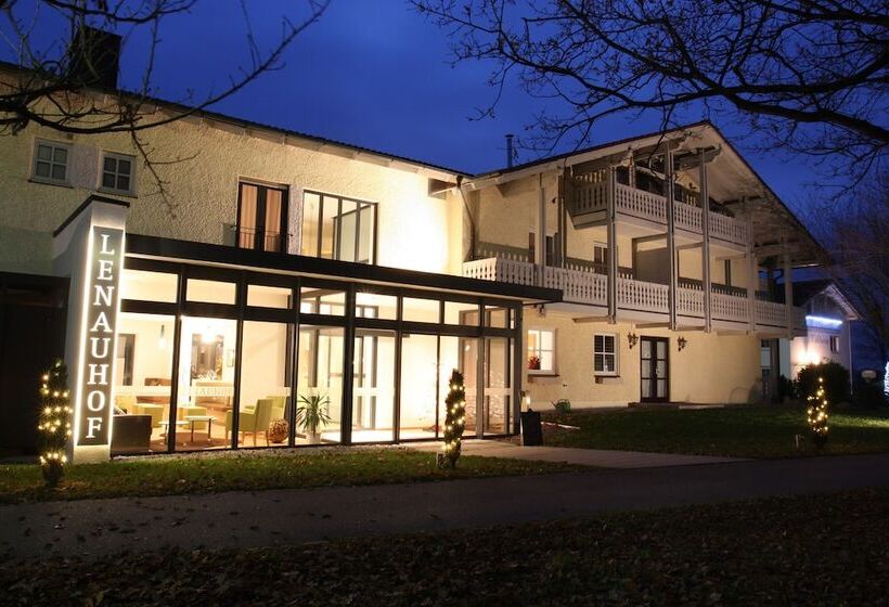 Отель Lenauhof