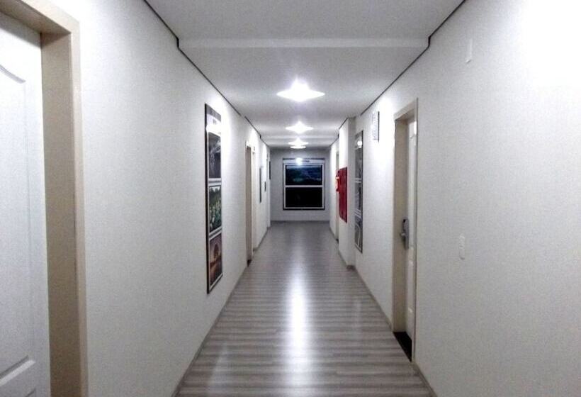 هتل Maestro Executive Toledo