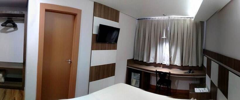 هتل Maestro Executive Toledo