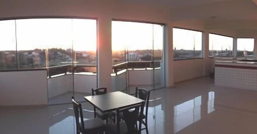 هتل Maestro Executive Toledo